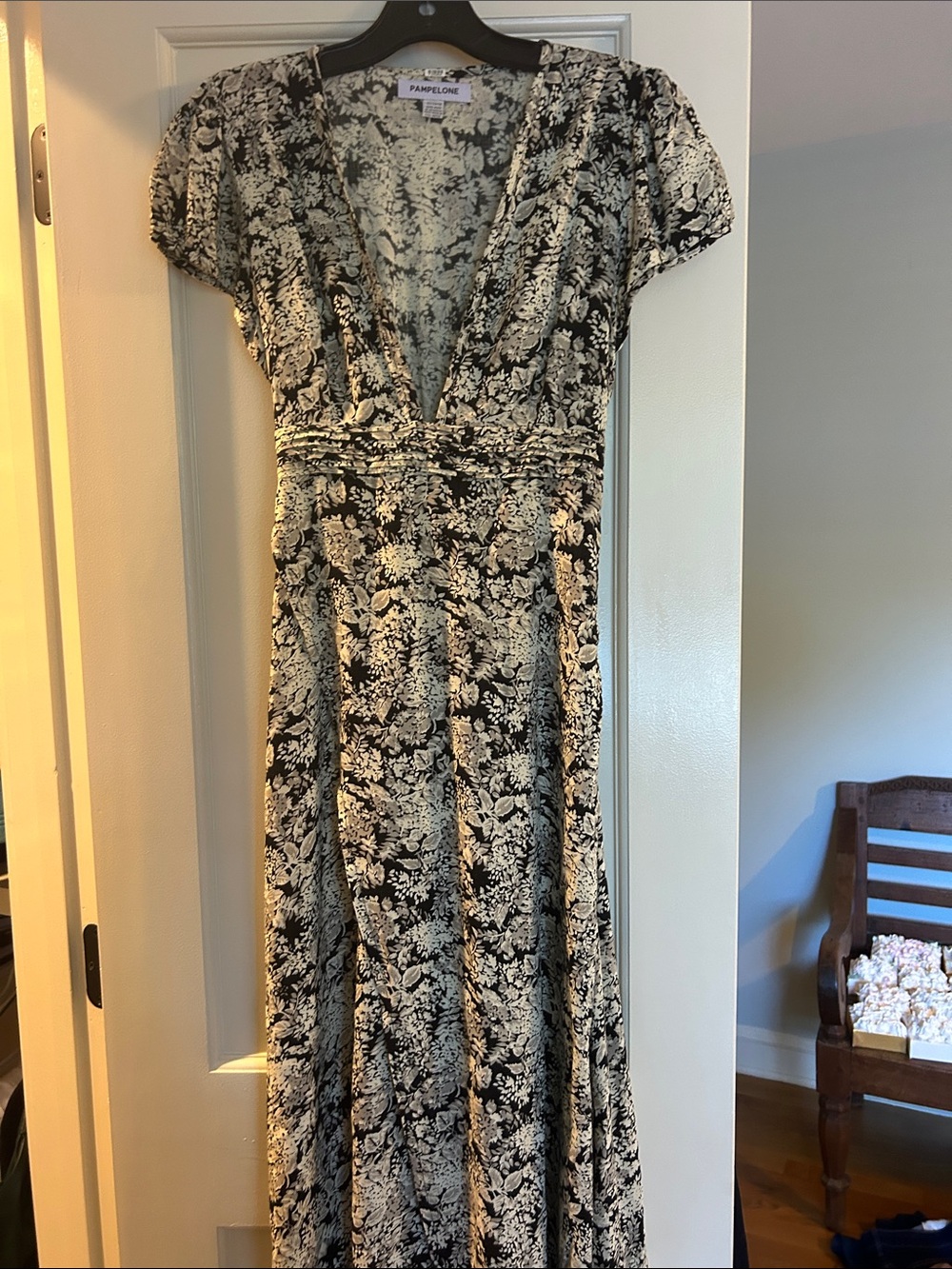 Pamplemousse Black & White Floral V-Neck Maxi Dress